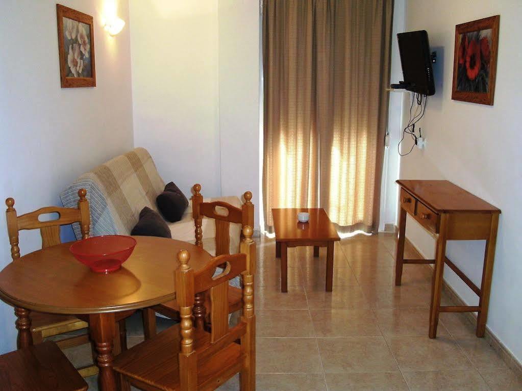 Vicenta Apartaments Torremolinos Esterno foto